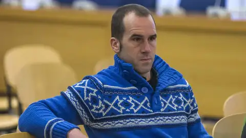 Imagen de archivo del exjefe militar de la banda terrorista ETA Mikel Garikoitz Aspiazu Rubina, Txeroki. Imagen de archivo del exjefe militar de la banda terrorista ETA Mikel Garikoitz Aspiazu Rubina, Txeroki.