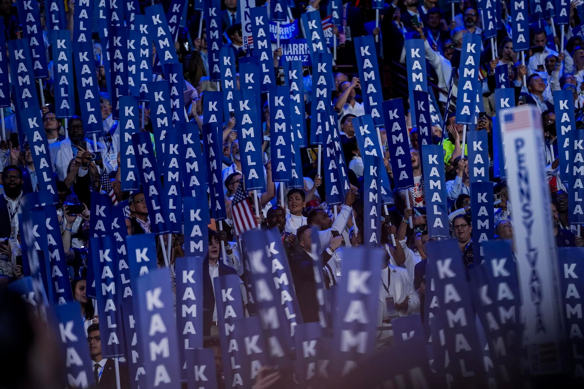 Tertulia: Kamala Harris se corona candidata y empieza la campaña Tertulia: Kamala Harris se corona candidata y empieza la campaña