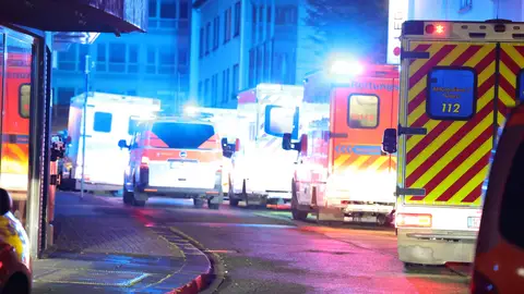 Varios muertos y numerosos heridos en un ataque con cuchillo en un festival de Alemania Varios muertos y numerosos heridos en un ataque con cuchillo en un festival de Alemania