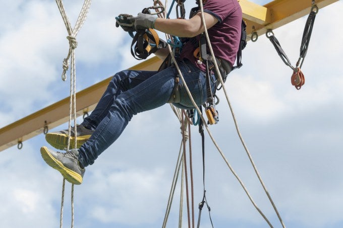 CCOO lamenta que en 24 horas se hayan producido dos accidentes laborales por caídas en altura en Ciudad Real CCOO lamenta que en 24 horas se hayan producido dos accidentes laborales por caídas en altura en Ciudad Real
