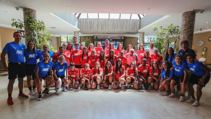 Inauguración histórica de la primera edición de sesiones AFE Femenina: 26 jugadoras buscan su oportunidad Inauguración histórica de la primera edición de sesiones AFE Femenina: 26 jugadoras buscan su oportunidad