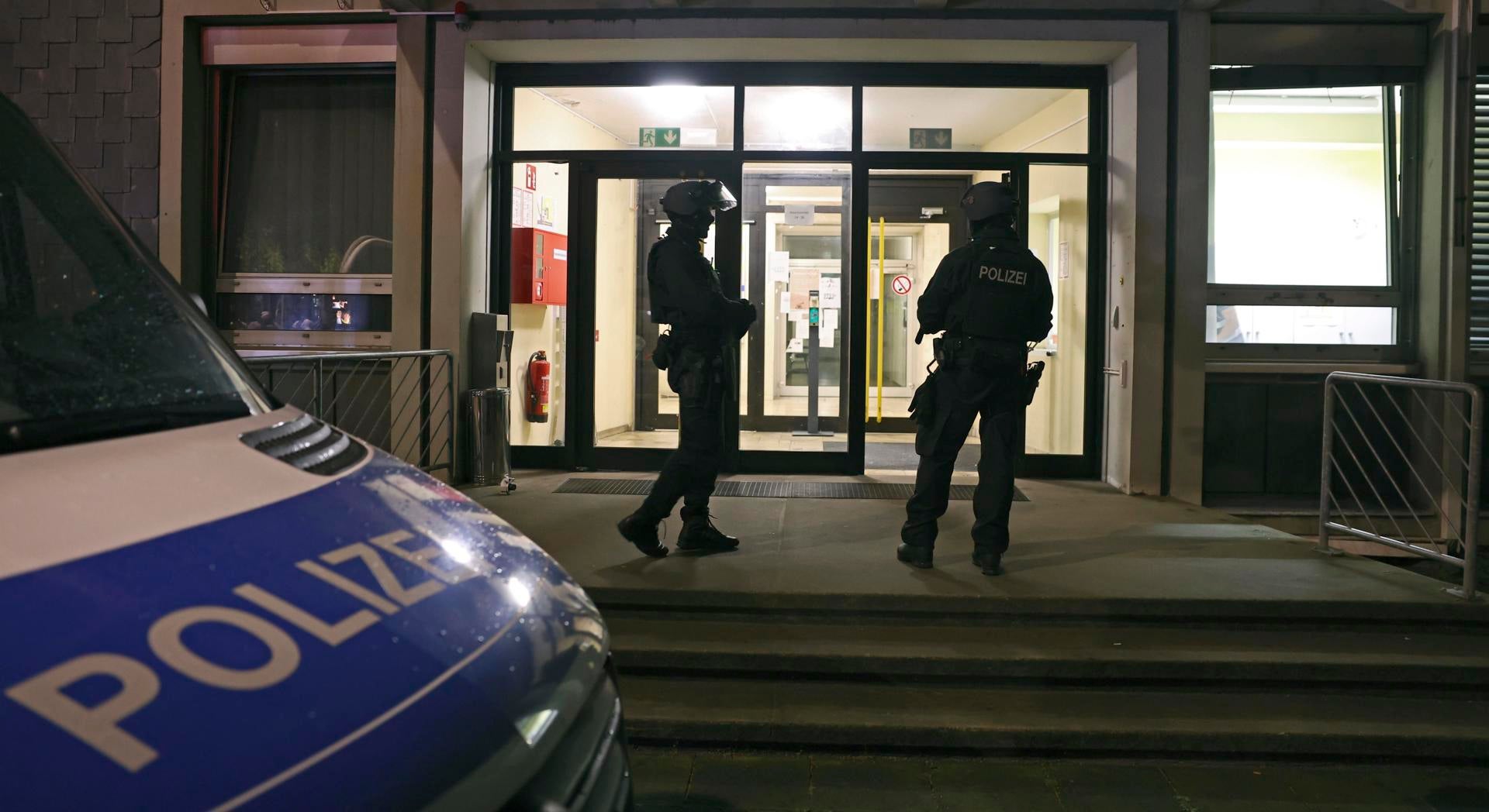 El presunto autor del ataque reivindicado por Estado Islámico en Alemania se entrega a la policía El presunto autor del ataque reivindicado por Estado Islámico en Alemania se entrega a la policía