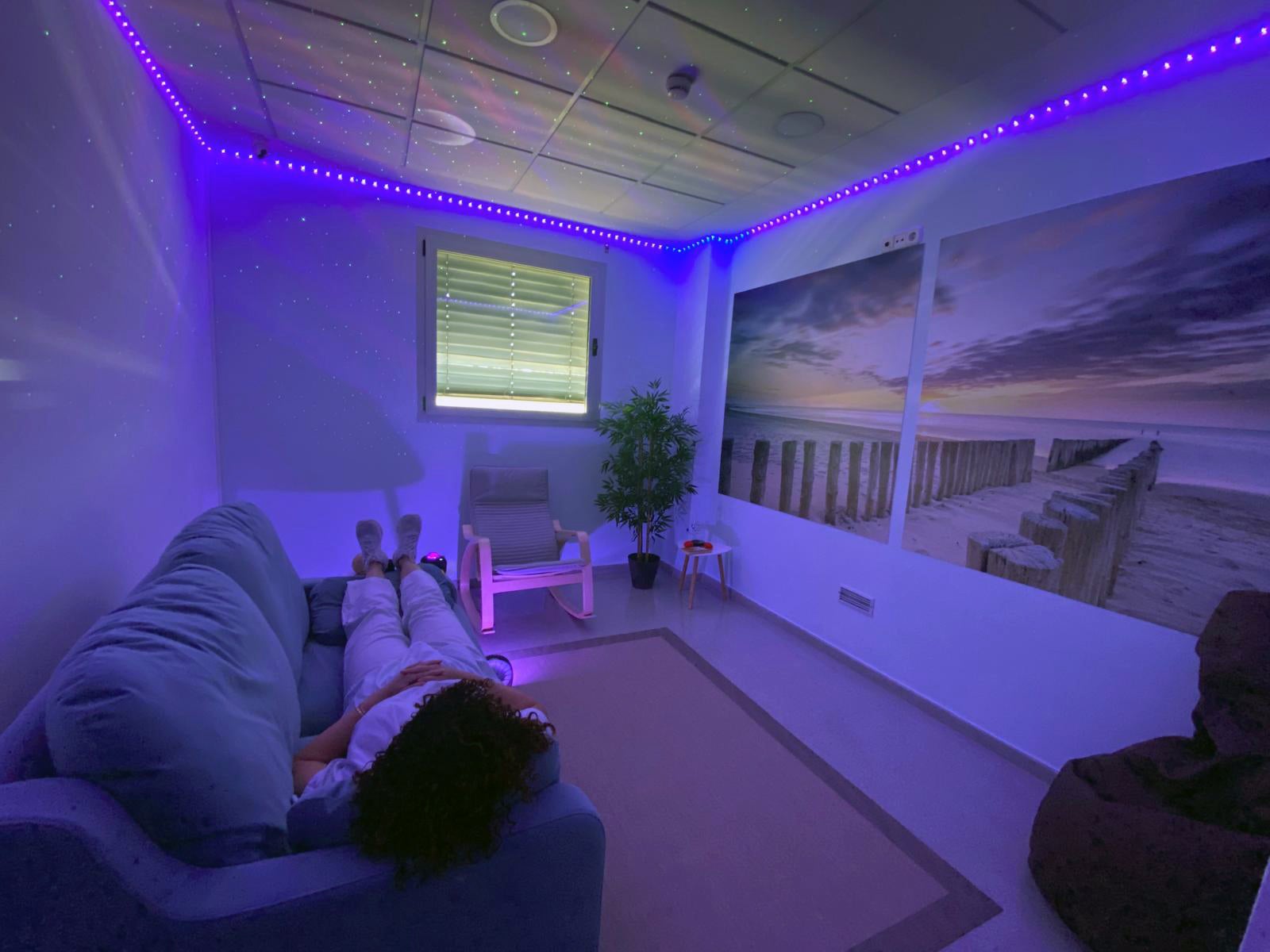 El Hospital General de Elche activa una ‘sala de la calma’ para sus pacientes de psiquiatría El Hospital General de Elche activa una ‘sala de la calma’ para sus pacientes de psiquiatría