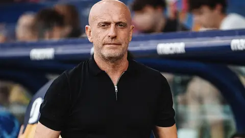 Calero durante el partido contra el Cádiz en el Ciutat de València Calero durante el partido contra el Cádiz en el Ciutat de València