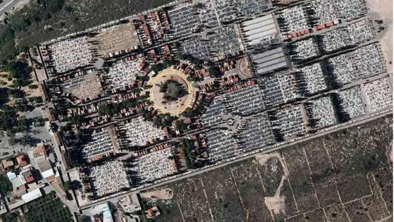 El cementerio Nuestro Padre Jesús de Murcia inicia las nuevas visitas culturales