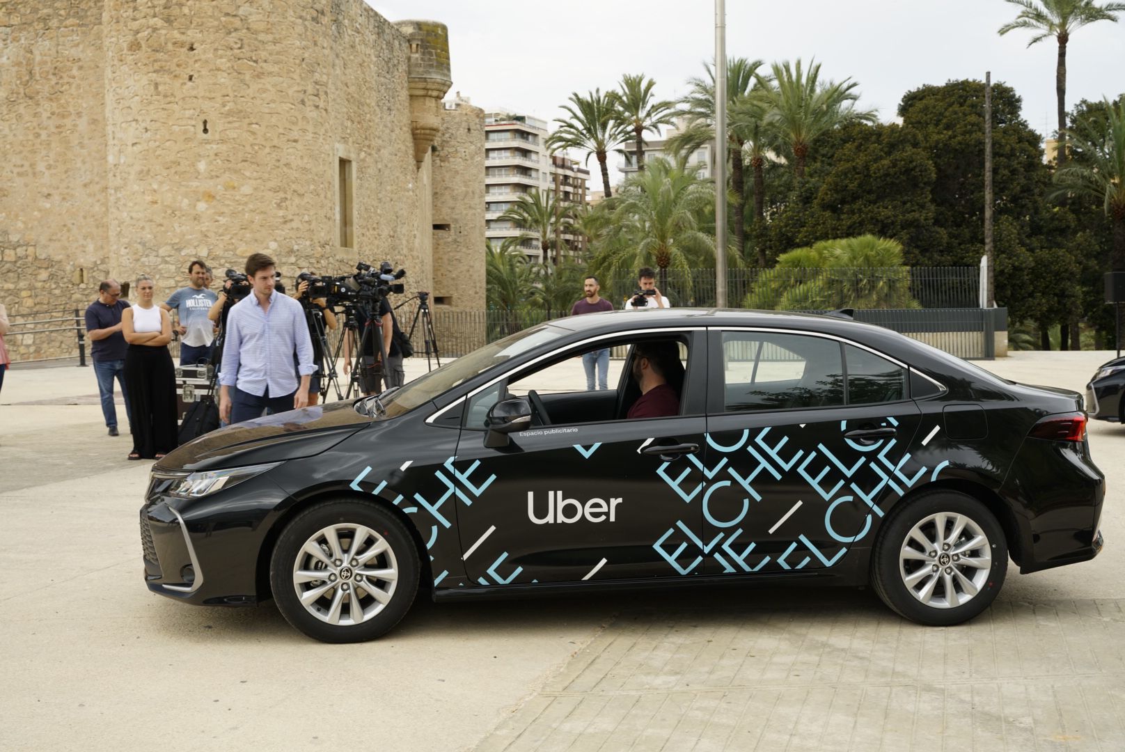 Uber suma desde Elche más de 130.000 accesos a su plataforma de usuarios en sólo dos meses Uber suma desde Elche más de 130.000 accesos a su plataforma de usuarios en sólo dos meses