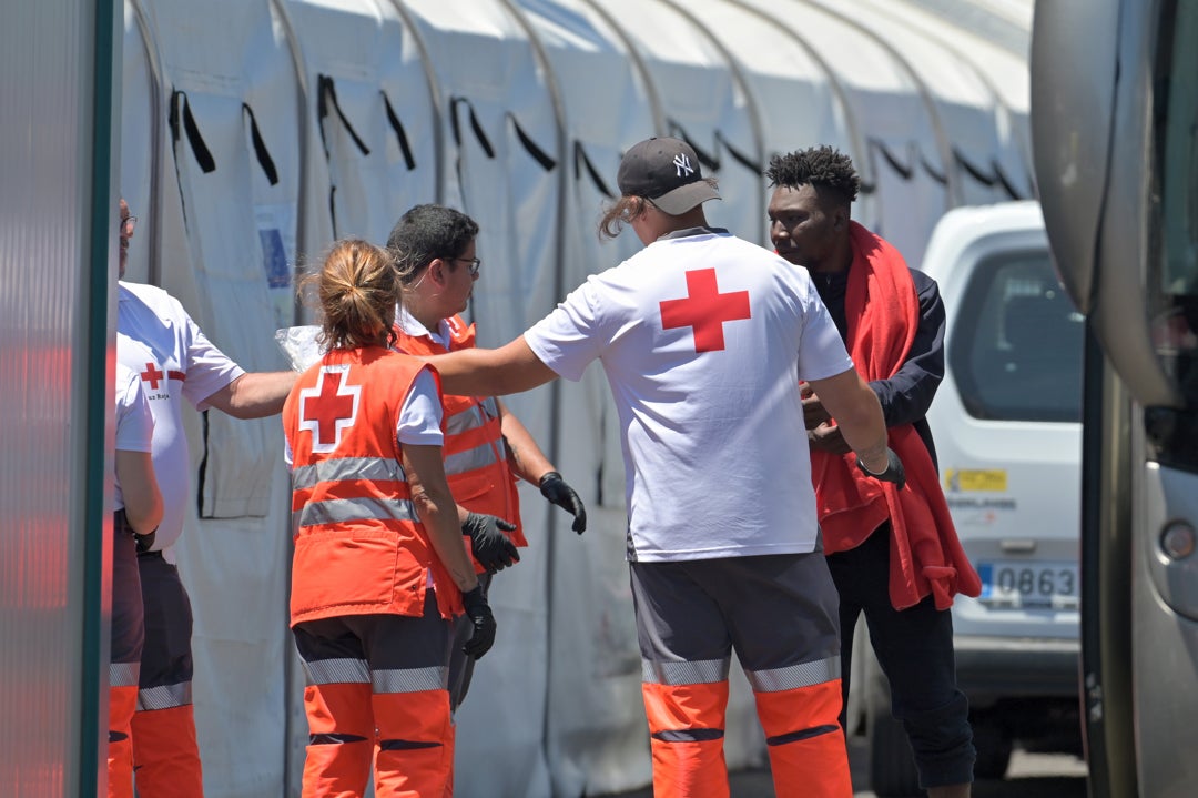 El sindicato sindicato policial Jupol pide más agentes en El Hierro ante la "insostenible" crisis migratoria El sindicato sindicato policial Jupol pide más agentes en El Hierro ante la "insostenible" crisis migratoria