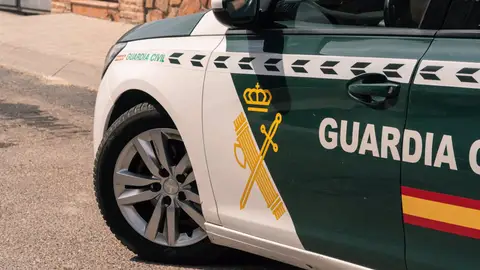 Un coche de la Guardia Civil en una foto de archivo Un coche de la Guardia Civil en una foto de archivo