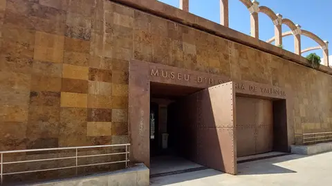 Fachada del Museo de Historia de València digitalización