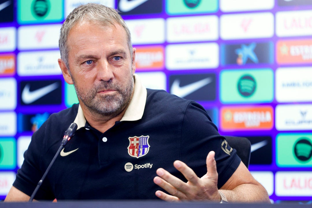 Hansi Flick: "Creo en el club y espero que podamos inscribir a Olmo para el partido ante el Rayo" Hansi Flick: "Creo en el club y espero que podamos inscribir a Olmo para el partido ante el Rayo"