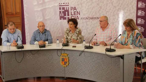 La ‘Fiesta de las compras en la calle’ permitirá a los comercios ampliar sus instalaciones en la vía pública del 28 al 31 de agosto .