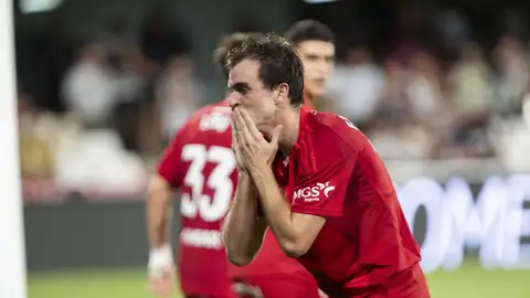El gol de Francho Serrano en el minuto 97 da tres puntos al Real Zaragoza El gol de Francho Serrano en el minuto 97 da tres puntos al Real Zaragoza