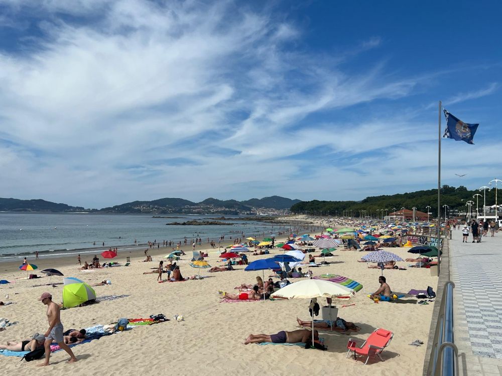 Adiós a los paravientos en la playa de Samil. Adiós a los paravientos en la playa de Samil.