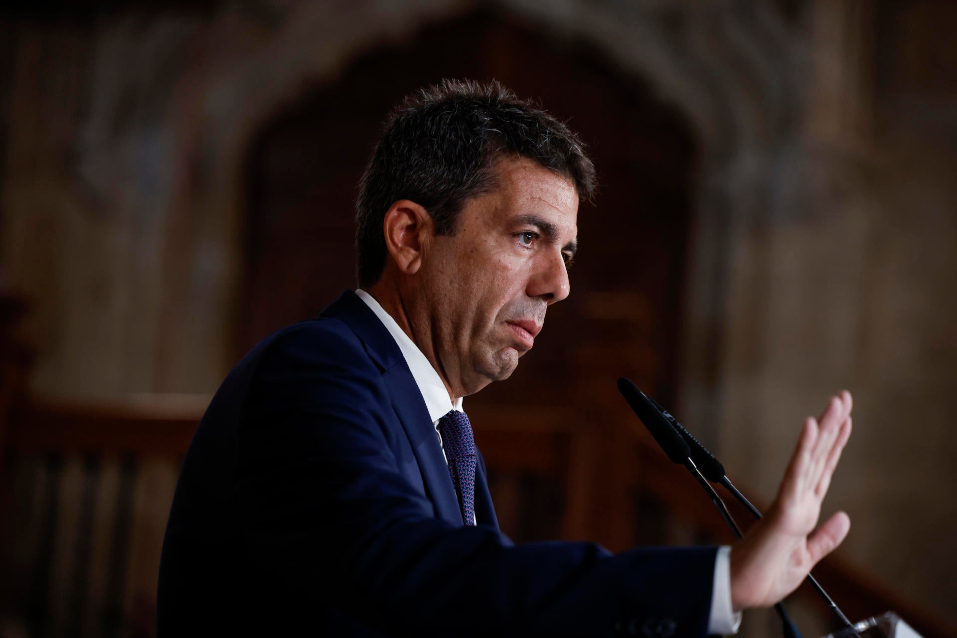 Mazón: "No nos pueden llamar insolidarios los que no nos dan recursos" Mazón: "No nos pueden llamar insolidarios los que no nos dan recursos"