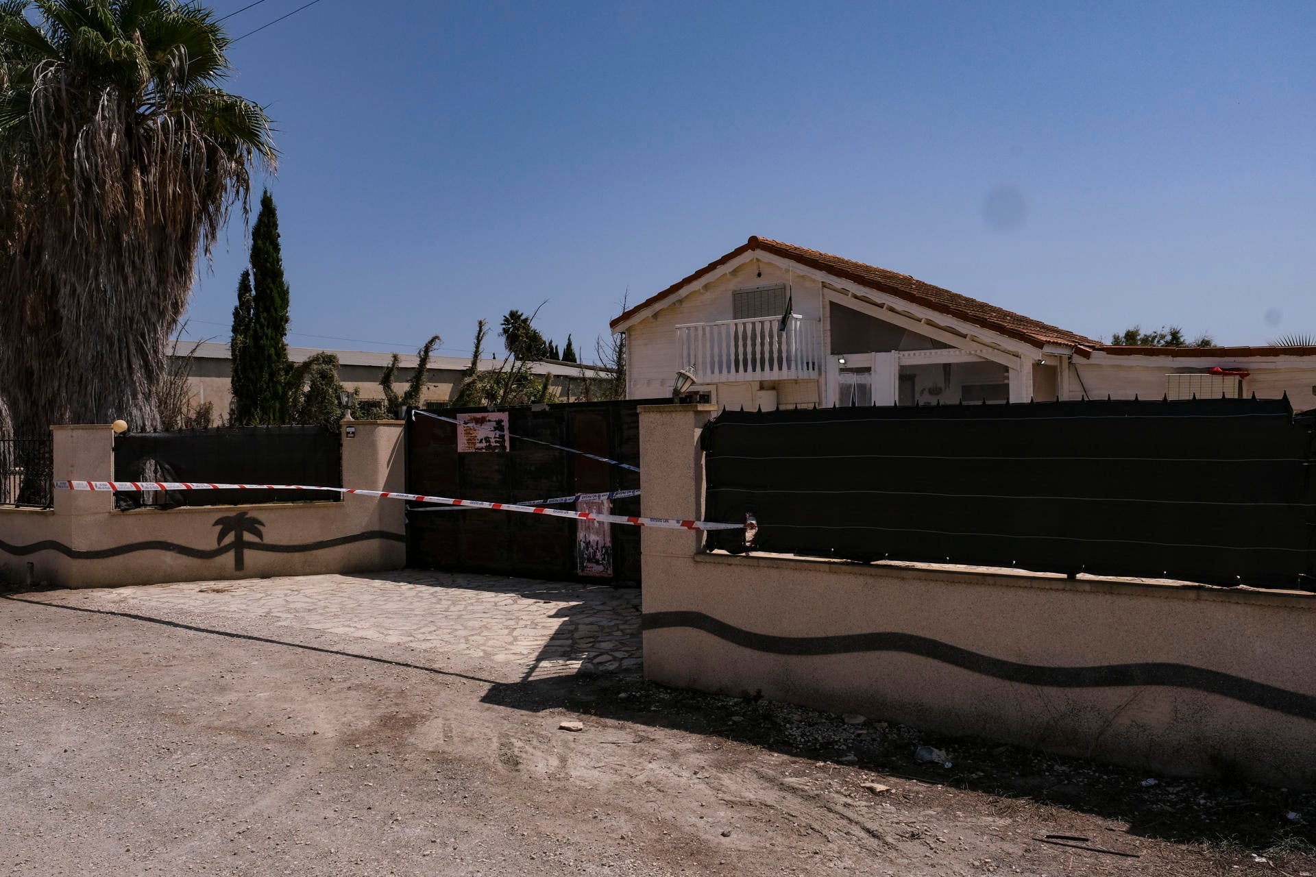 La Policía Nacional investiga la muerte de un hombre en Elche tras recibir dos disparos La Policía Nacional investiga la muerte de un hombre en Elche tras recibir dos disparos