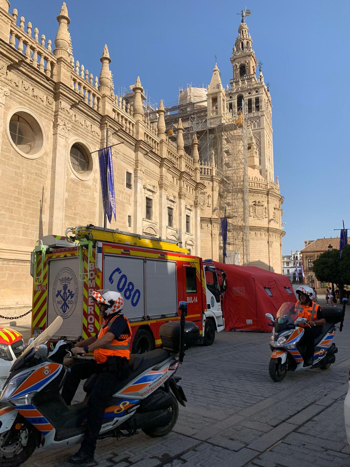 Simulacro de incendios este martes en el Archivo de Indias con participación de la Catedral Simulacro de incendios este martes en el Archivo de Indias con participación de la Catedral