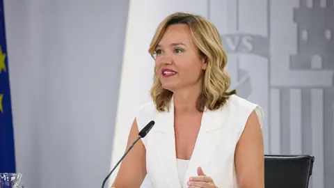 La ministra Portavoz, Pilar Alegría (d), durante una rueda de prensa posterior a la reunión del Consejo de Ministros, en el Palacio de La Moncloa, a 27 de agosto de 2024, en Madrid (España).(Jesús Hellín / Europa Press) La ministra Portavoz, Pilar Alegría (d), durante una rueda de prensa posterior a la reunión del Consejo de Ministros, en el Palacio de La Moncloa, a 27 de agosto de 2024, en Madrid (España).(Jesús Hellín / Europa Press)