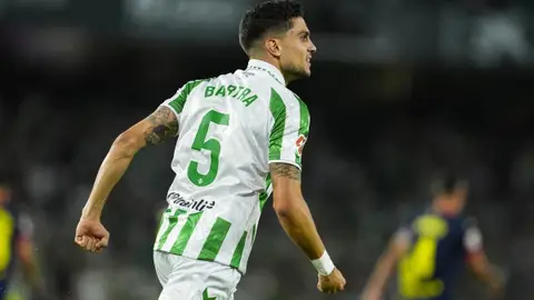 Marc Bartra en la primera jornada de liga contra el Girona Marc Bartra en la primera jornada de liga contra el Girona