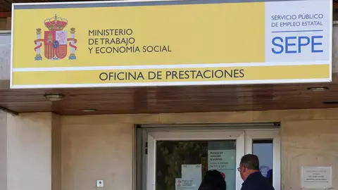 La Junta prevé convertir en autónomos a más de 1.000 parados con un plan de empleo dotado con 15 millones del Gobierno La Junta prevé convertir en autónomos a más de 1.000 parados con un plan de empleo dotado con 15 millones del Gobierno