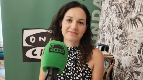 Elena Torres - concejala Sanxenxo La concejala de Cultura, Elena Torres, en una entrevista en Onda Cero