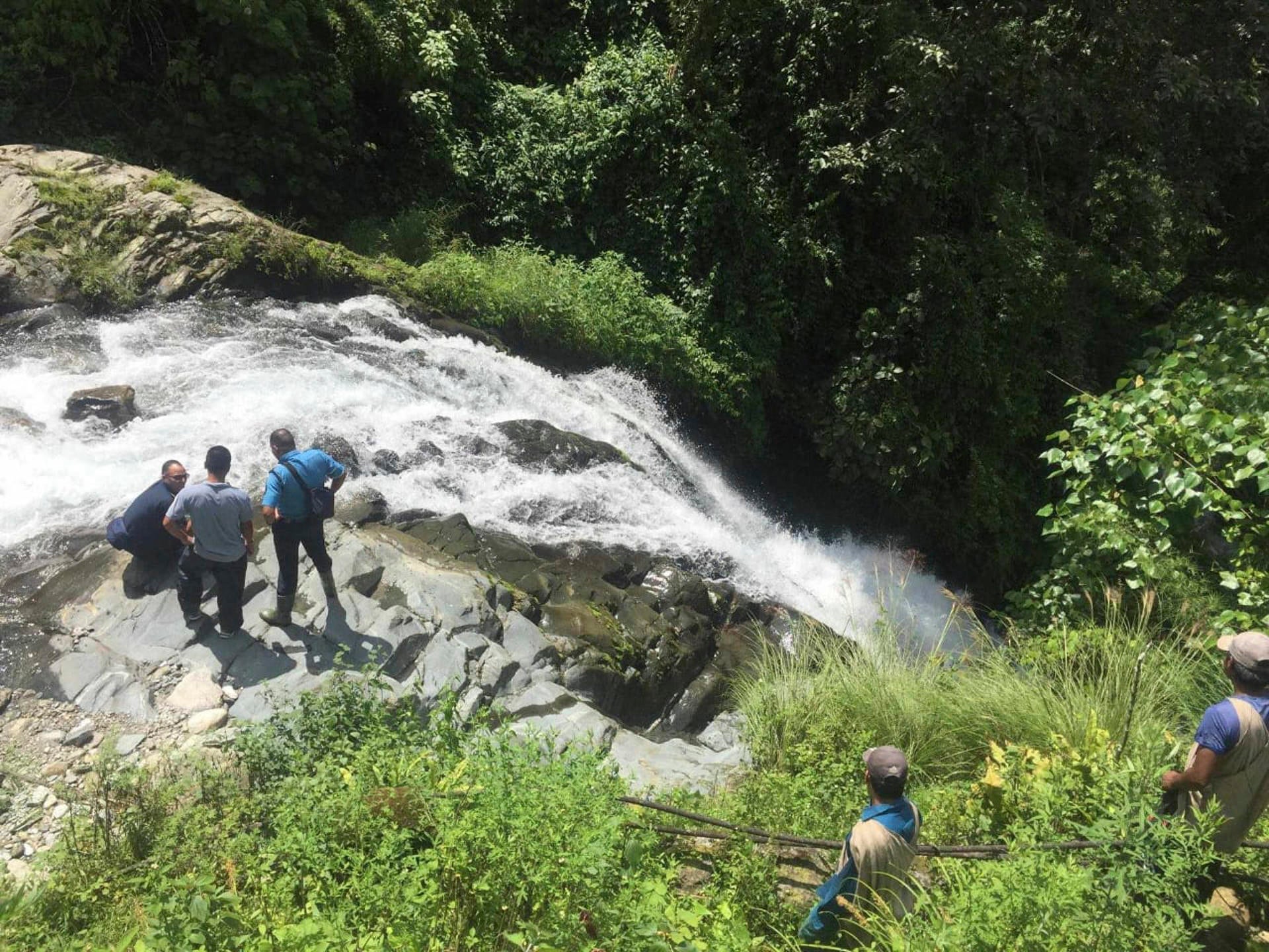 Encuentran el cadáver de uno de los dos turistas españoles desaparecidos en Nepal Encuentran el cadáver de uno de los dos turistas españoles desaparecidos en Nepal
