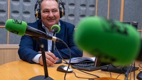 David Toscano Contreras, en los estudios de Onda Cero Huelva