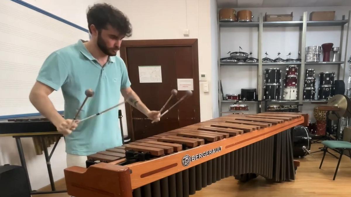Luis Martínez, joven percusionista cartagenero inicia un "crowdfunding" para poder terminar su carrera Luis Martínez, joven percusionista cartagenero inicia un "crowdfunding" para poder terminar su carrera
