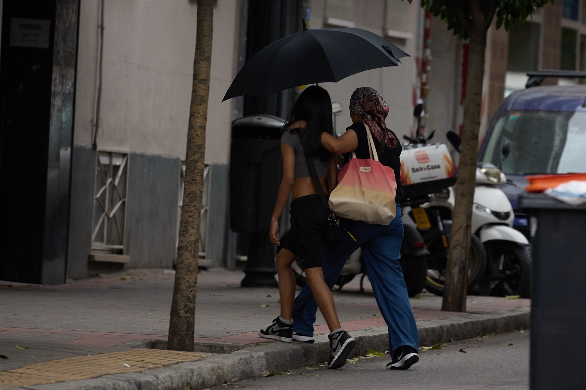 La AEMET alerta de un nuevo episodio de lluvias y tormentas antes de la DANA: las zonas más afectadas La AEMET alerta de un nuevo episodio de lluvias y tormentas antes de la DANA: las zonas más afectadas