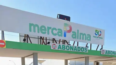 Entrada del recinto de Mercapalma. Entrada del recinto de Mercapalma.