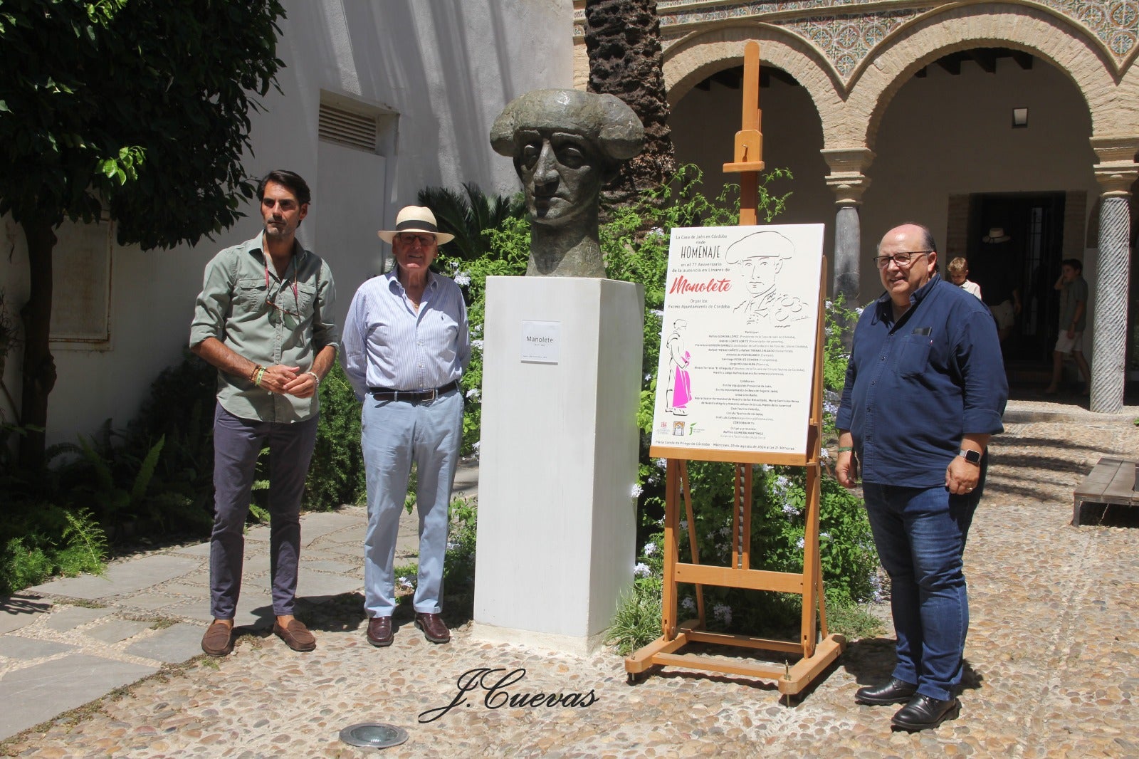 La Plaza de Santa Marina vuelve a recordar a Manolete La Plaza de Santa Marina vuelve a recordar a Manolete