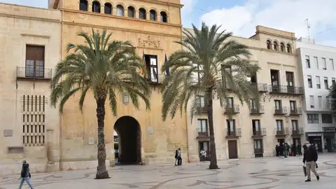 Este lunes comienza la preinscripción para los talleres sociales de Elche que crecen en más de una treintena Este lunes comienza la preinscripción para los talleres sociales de Elche que crecen en más de una treintena