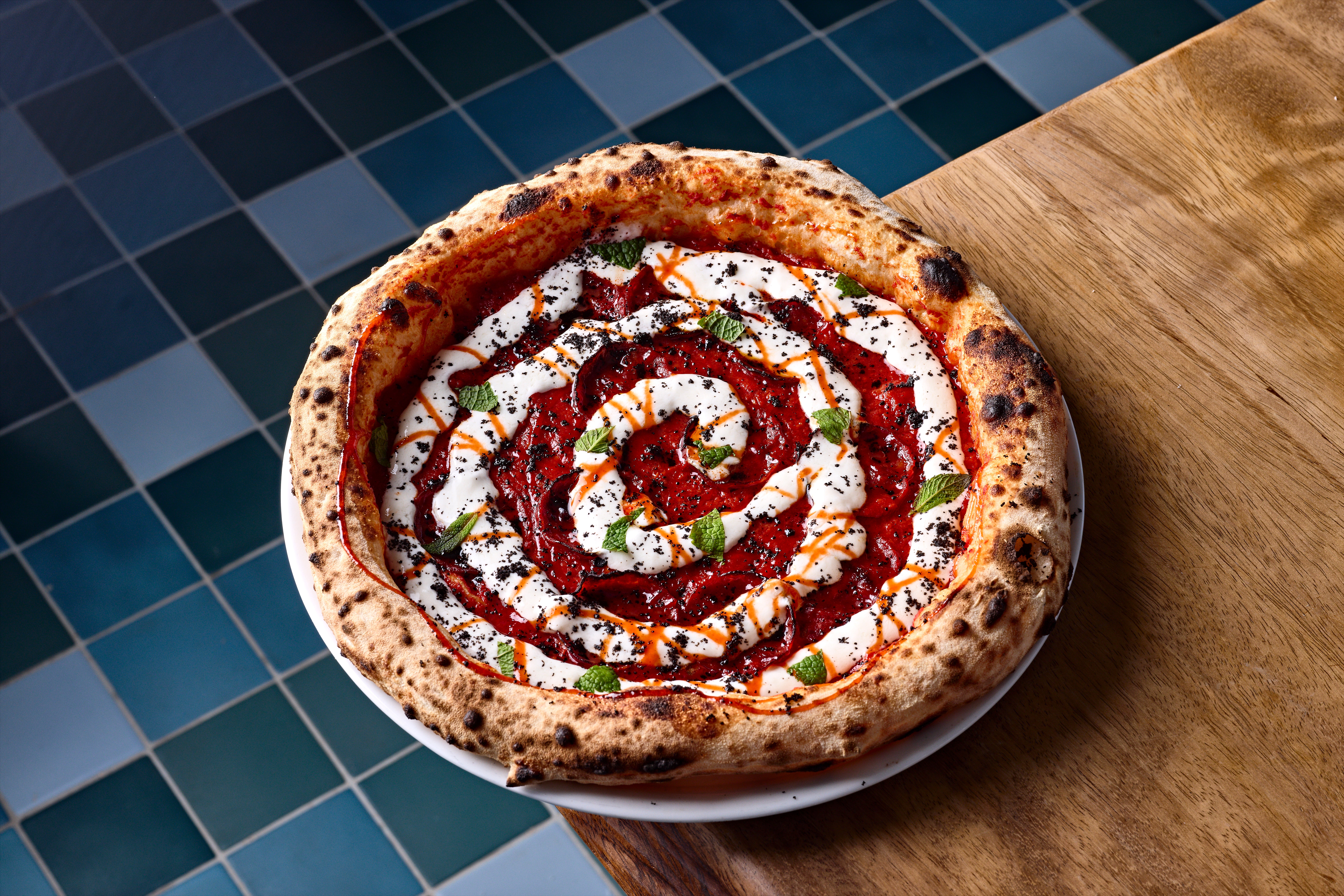 La pizza más premiada del mundo conquista la isla de Ibiza con su sabor único La pizza más premiada del mundo conquista la isla de Ibiza con su sabor único