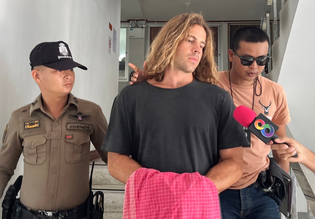 Daniel Sancho pide que se repita el juicio: acusa a la policía de Tailandia de esconder una parte del cuerpo de Edwin Arrieta Daniel Sancho pide que se repita el juicio: acusa a la policía de Tailandia de esconder una parte del cuerpo de Edwin Arrieta