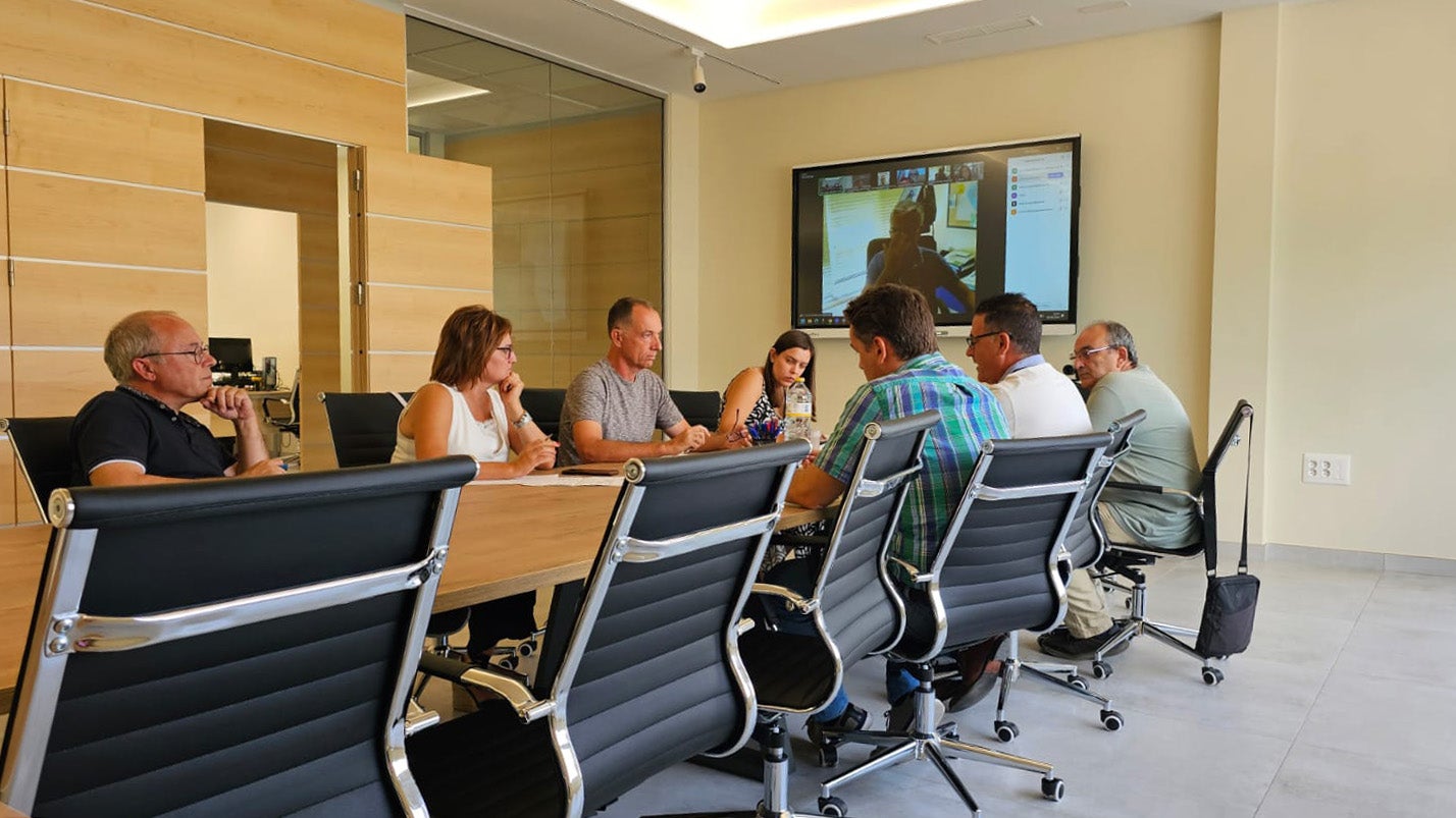 El Consorci Mare se reúne para estudiar posibles mejoras técnicas de los ecoparques municipales El Consorci Mare se reúne para estudiar posibles mejoras técnicas de los ecoparques municipales