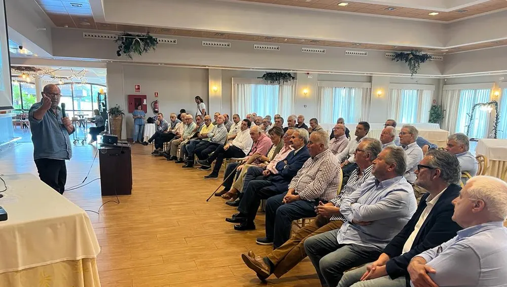 Solicitan un debate para analizar que clase de turismo se quiere en Asturias, ante la masificación. Solicitan un debate para analizar que clase de turismo se quiere en Asturias, ante la masificación.