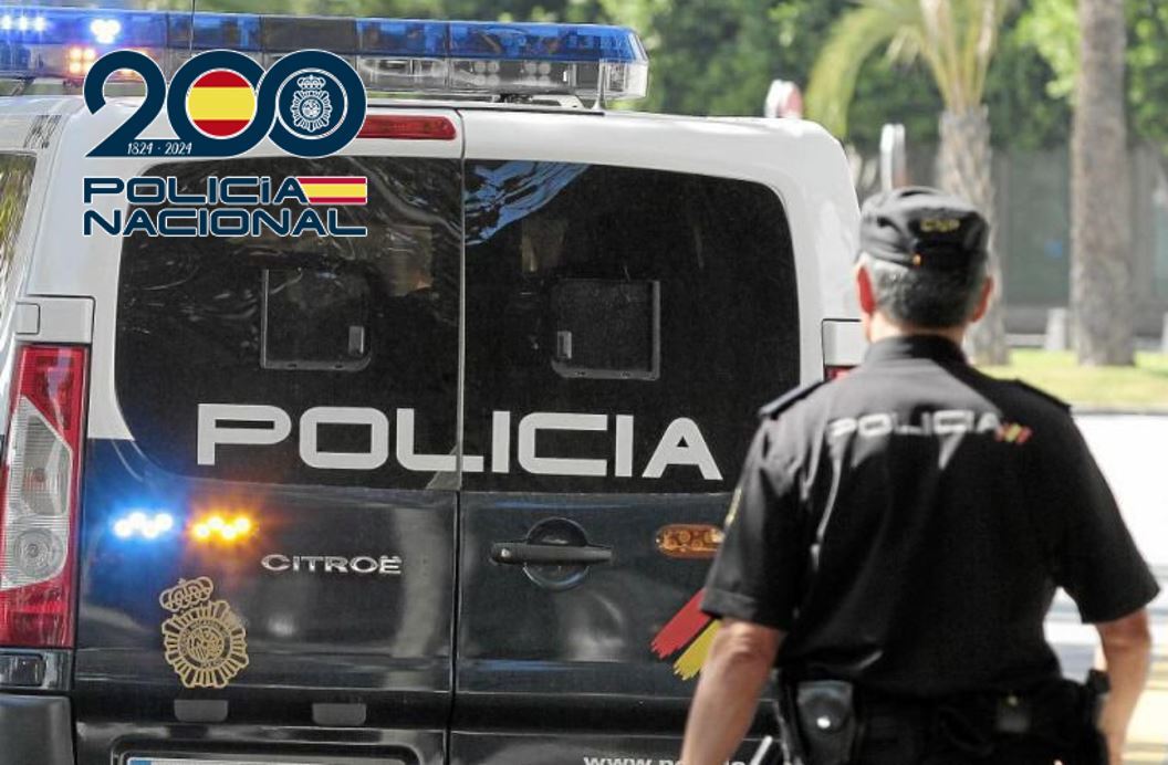 Tres detenidos en Málaga en una operación contra la tenencia y distribución de pornografía infantil Tres detenidos en Málaga en una operación contra la tenencia y distribución de pornografía infantil