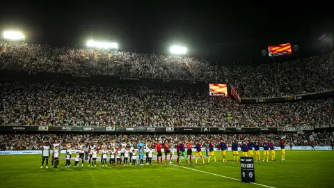 El 95% de los socios del Valencia ha renovado su abono El 95% de los socios del Valencia ha renovado su abono