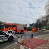 Bomberos sofocan fuego