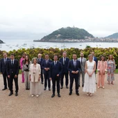 Foto oficial del primer Consejo de Gobierno Foto oficial del primer Consejo de Gobierno
