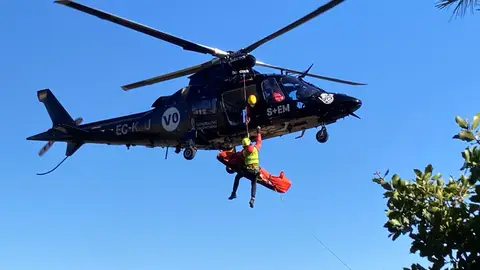 Rescatan a dos escaladores heridos tras un desprendimiento de piedras en Montanejos Rescatan a dos escaladores heridos tras un desprendimiento de piedras en Montanejos