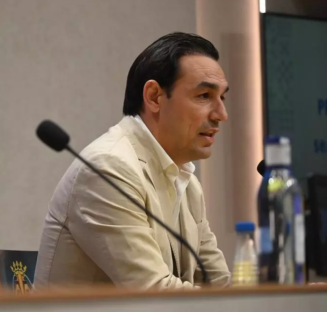 Tena: "Quedan dos días de mercado y no podemos descartar nada" Tena: "Quedan dos días de mercado y no podemos descartar nada"