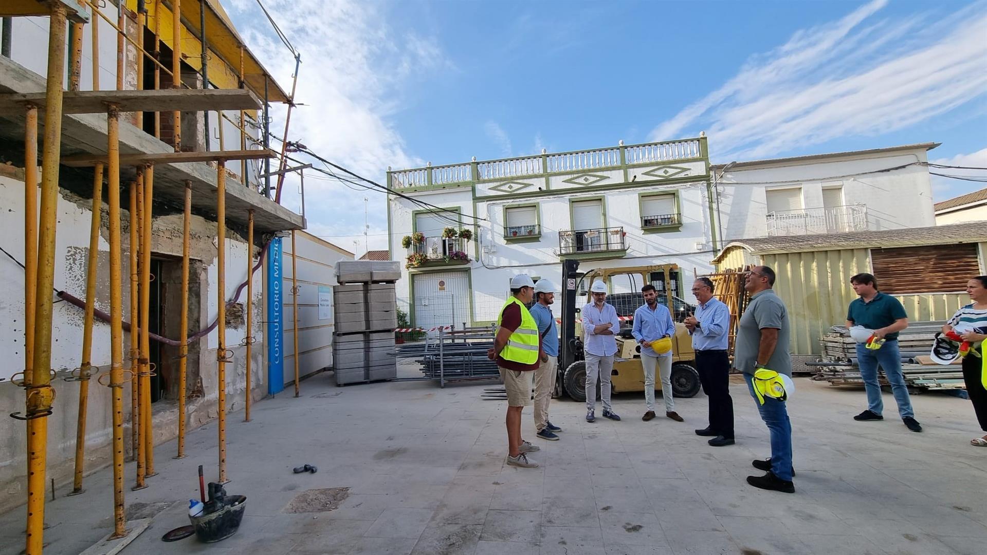 Delegación del Gobierno valora las obras de rehabilitación energética en edificios públicos de San Pedro de Mérida y Calamonte Delegación del Gobierno valora las obras de rehabilitación energética en edificios públicos de San Pedro de Mérida y Calamonte