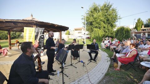 Los grupos de C&aacute;mara de la OST inician este fin de semana el ciclo de conciertos en tres parques de Torrevieja