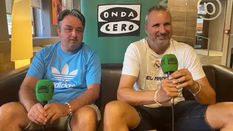 Diego Doval e Iván Villar, presidente y secretario de la Asociación EncestaRías. Diego Doval e Iván Villar, presidente y secretario de la Asociación EncestaRías, respectivamente, en una entrevista en Onda Cero