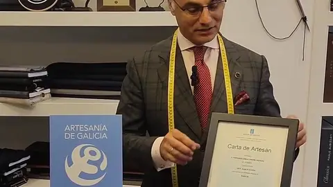 Fernando Freire, sastre artesano de Galicia Un alto en el camino