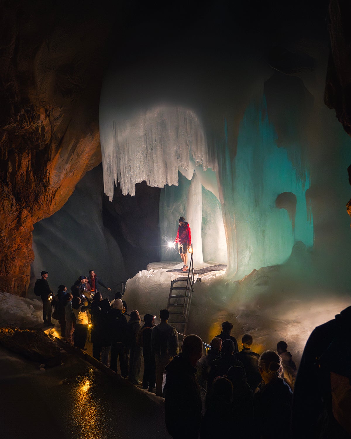 Viajamos a Austria con SuperKarmen para fotografiar la cueva de hielo más grande del mundo Viajamos a Austria con SuperKarmen para fotografiar la cueva de hielo más grande del mundo