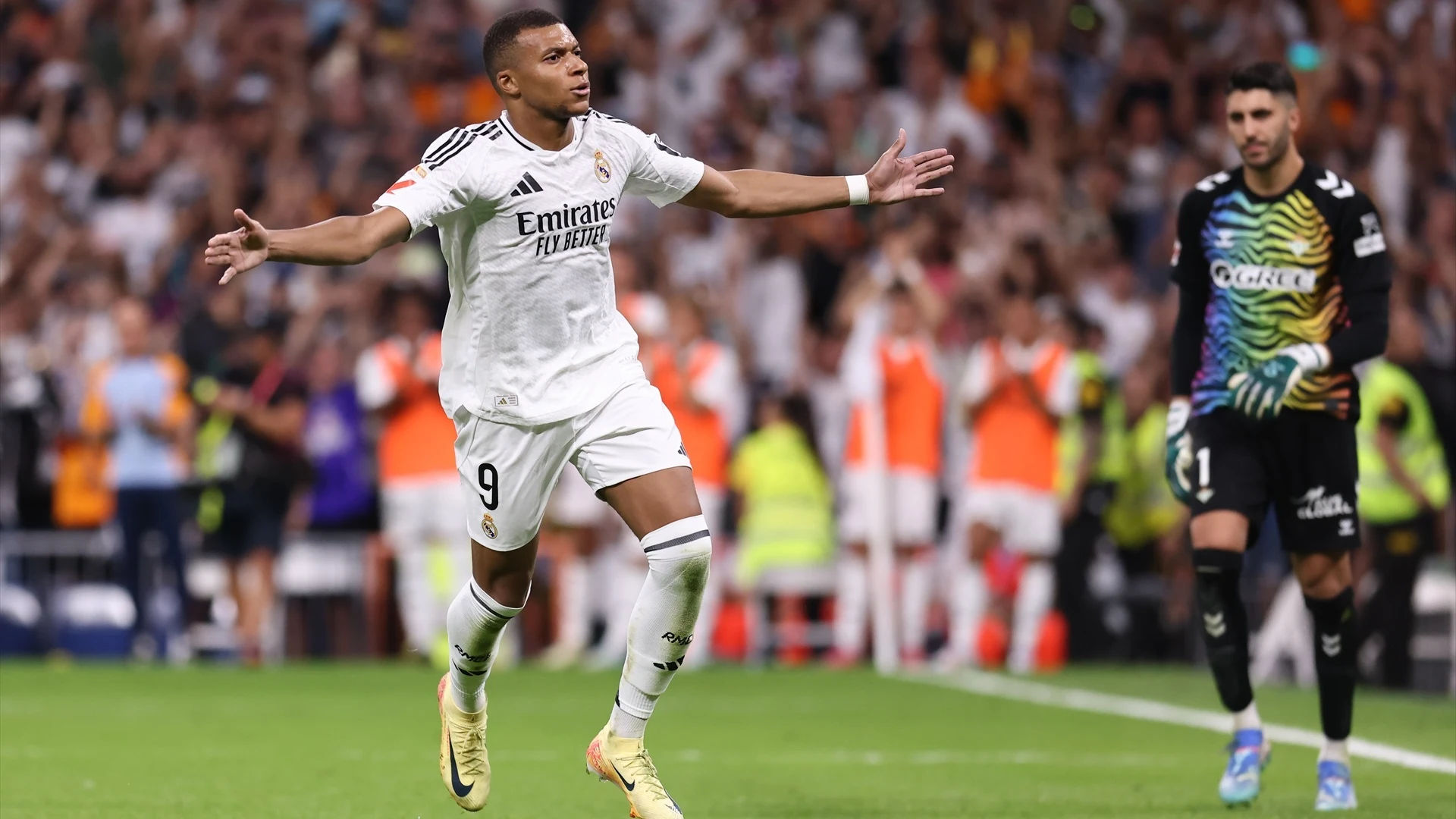 Kylian Mbappe celebra su gol con el Real Madrid ante el Betis Kylian Mbappe celebra su gol con el Real Madrid ante el Betis