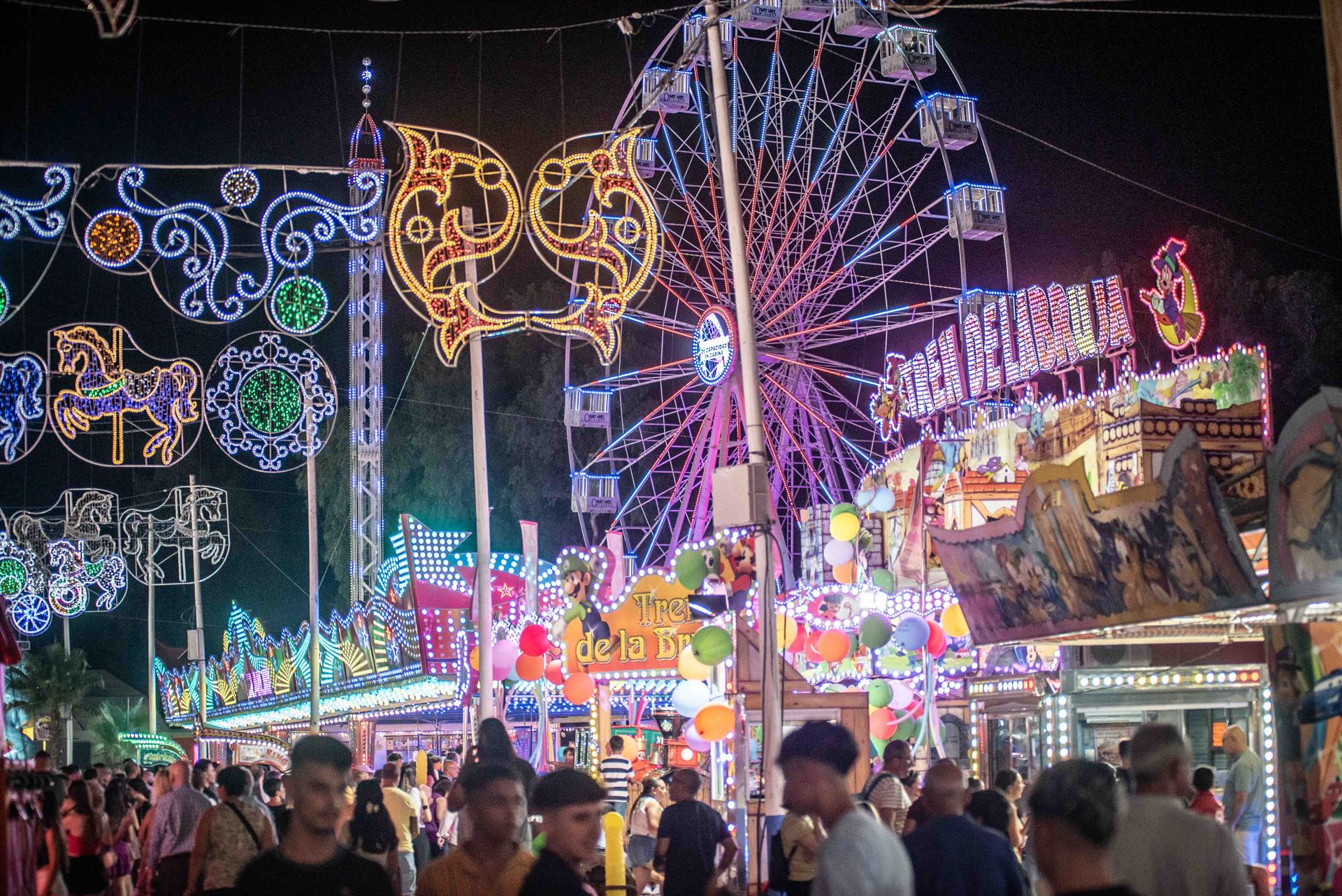 Un espectáculo pirotécnico pondrá el punto y final esta noche a siete días de actividades en la Feria de Mérida 2024 Un espectáculo pirotécnico pondrá el punto y final esta noche a siete días de actividades en la Feria de Mérida 2024
