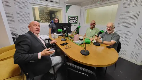 Tertulia de más de uno ourense Tertulia de más de uno ourense