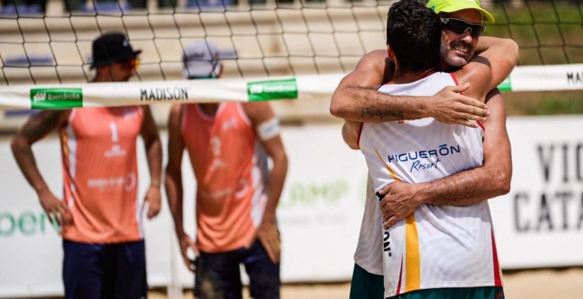 El Voley Playa Benidorm logra el bronce en el Campeonato Nacional El Voley Playa Benidorm logra el bronce en el Campeonato Nacional